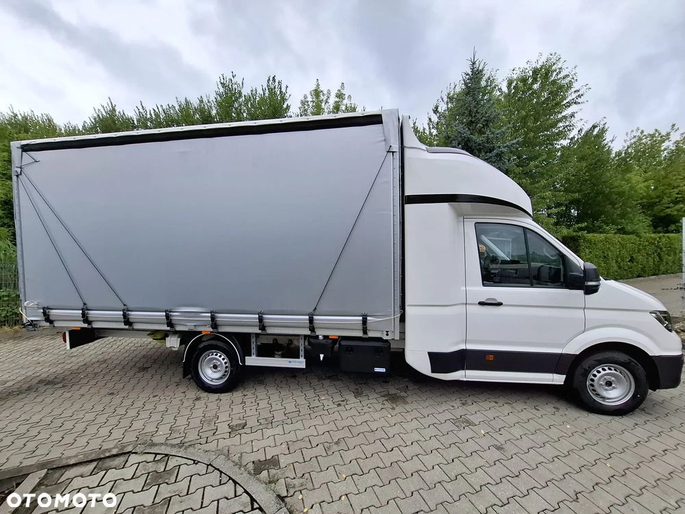 Volkswagen CRAFTER 35 - 10