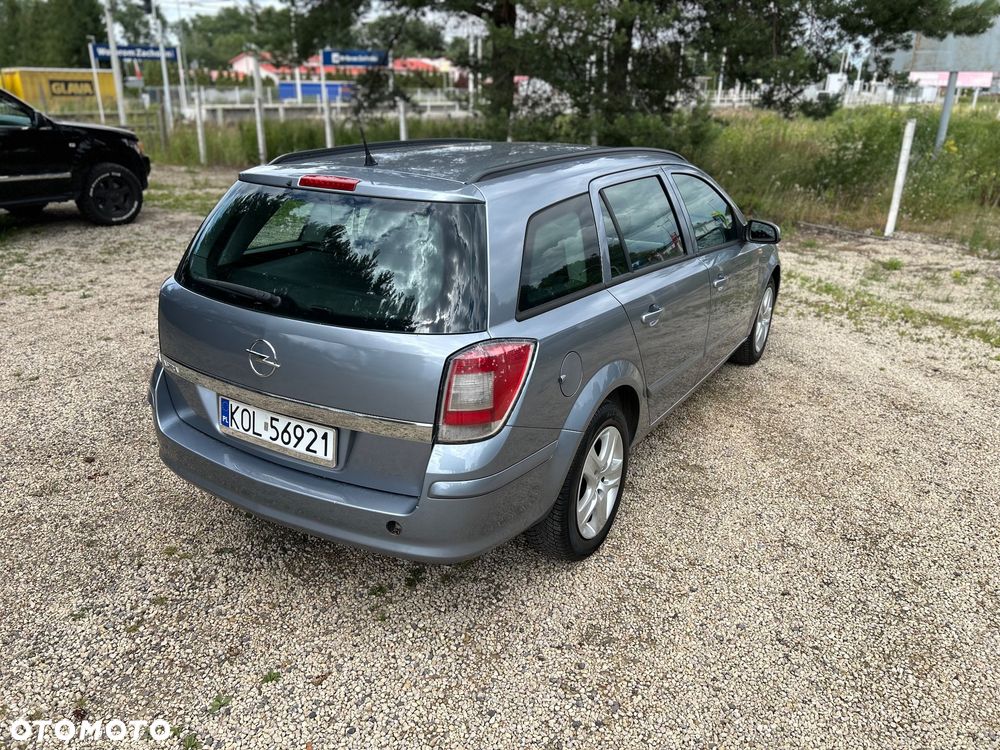 Opel Astra 1.6 Edition 111 Jahre - 11
