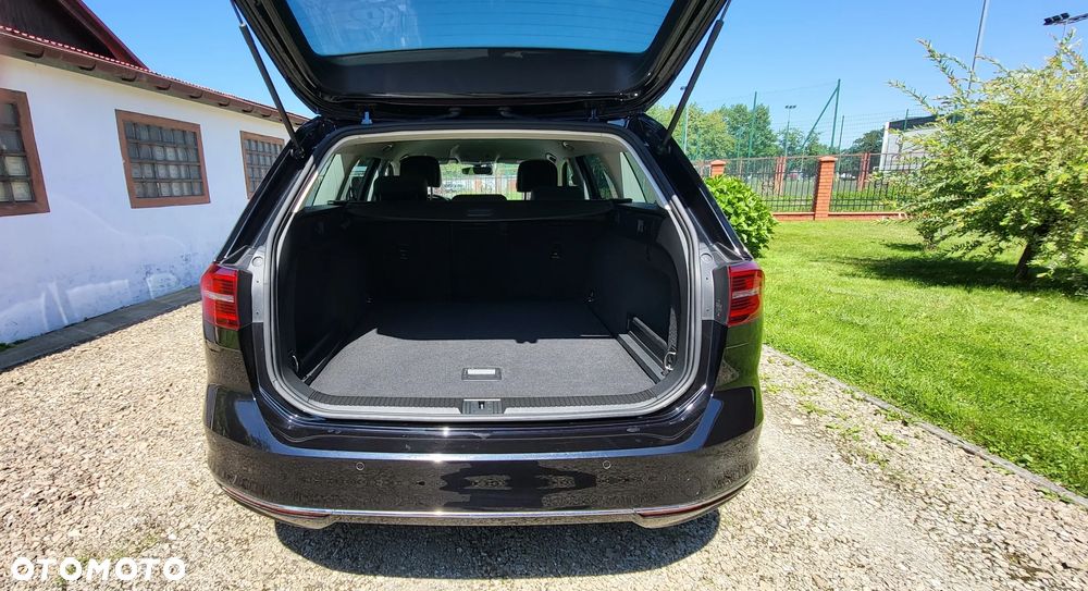 Volkswagen Passat 2.0 TDI BMT Comfortline - 12