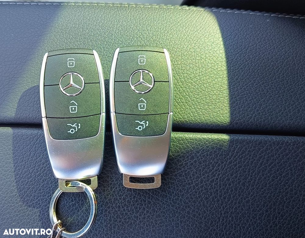 Mercedes-Benz C 300 e PHEV - 18