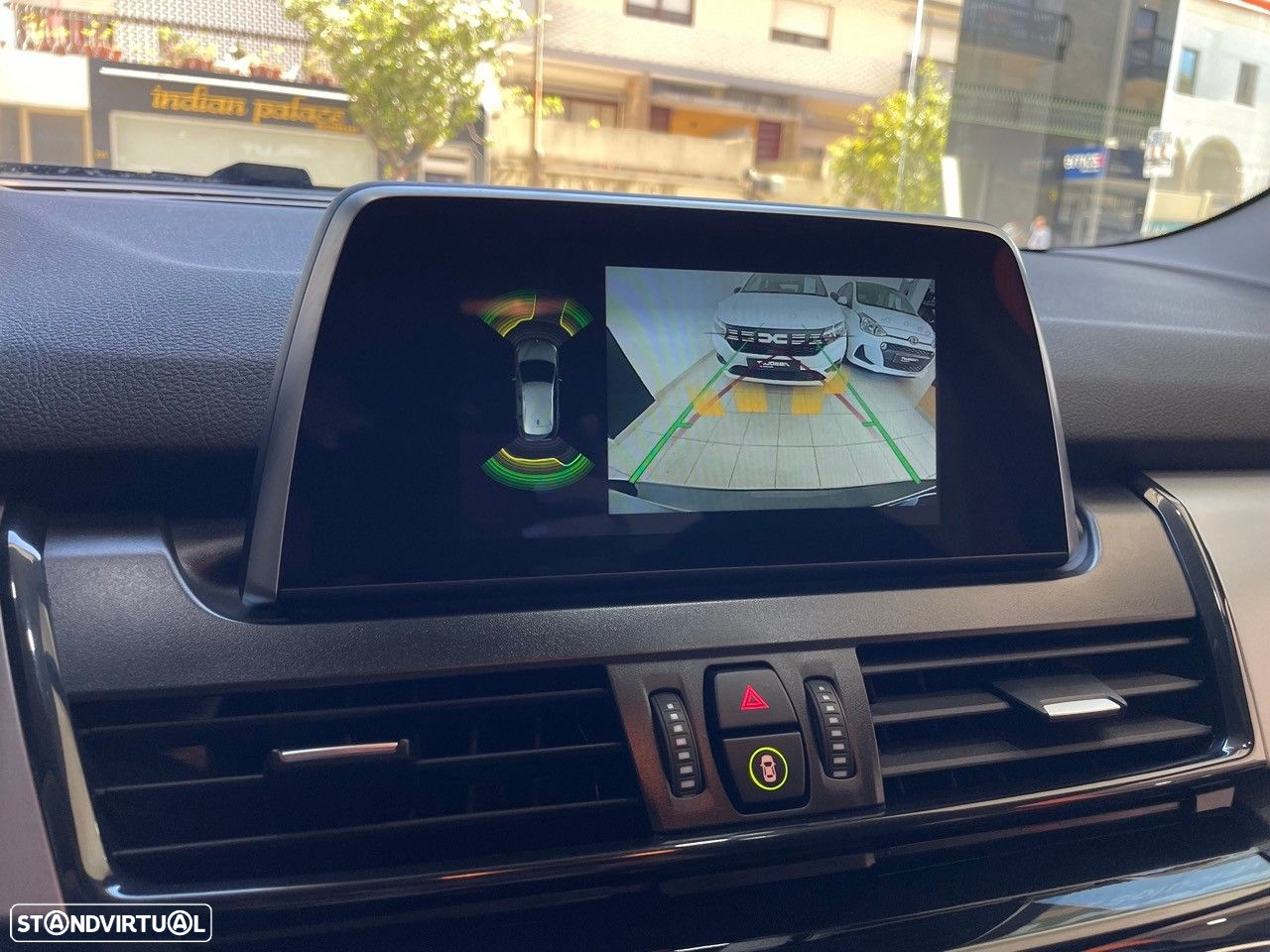 BMW 216 Active Tourer d Advantage Auto - 23