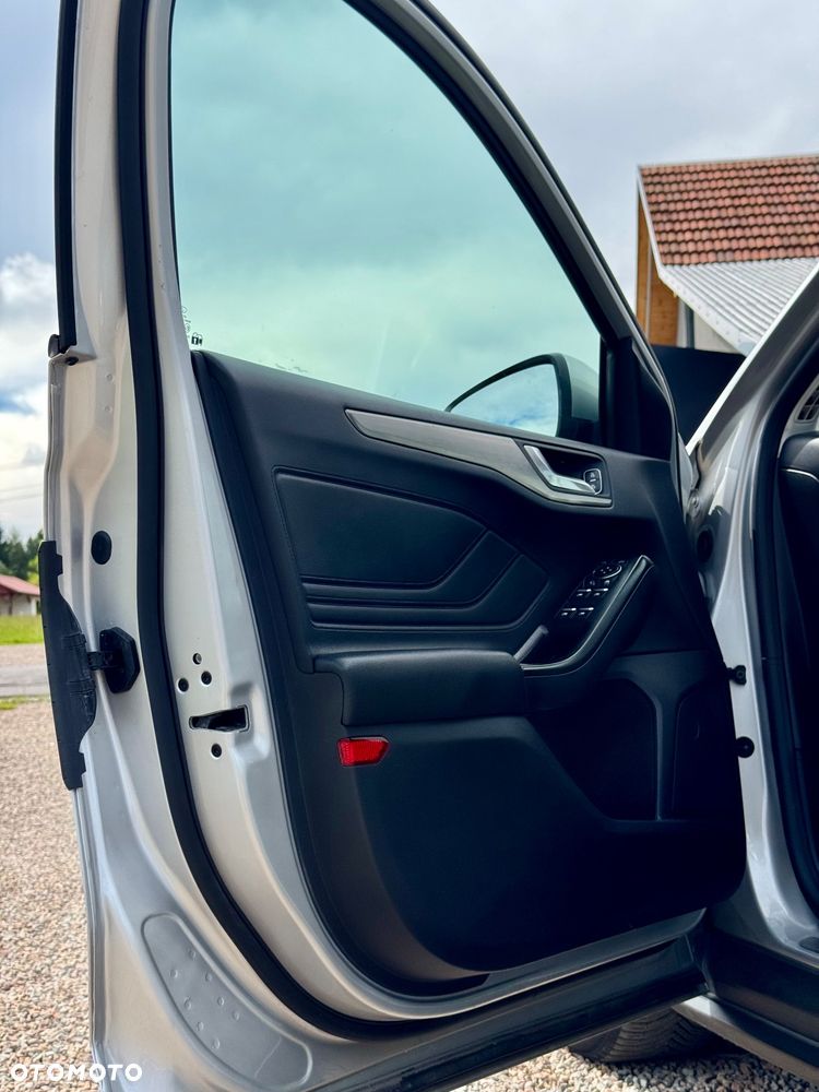 Ford Focus 1.0 EcoBoost Active Business - 16