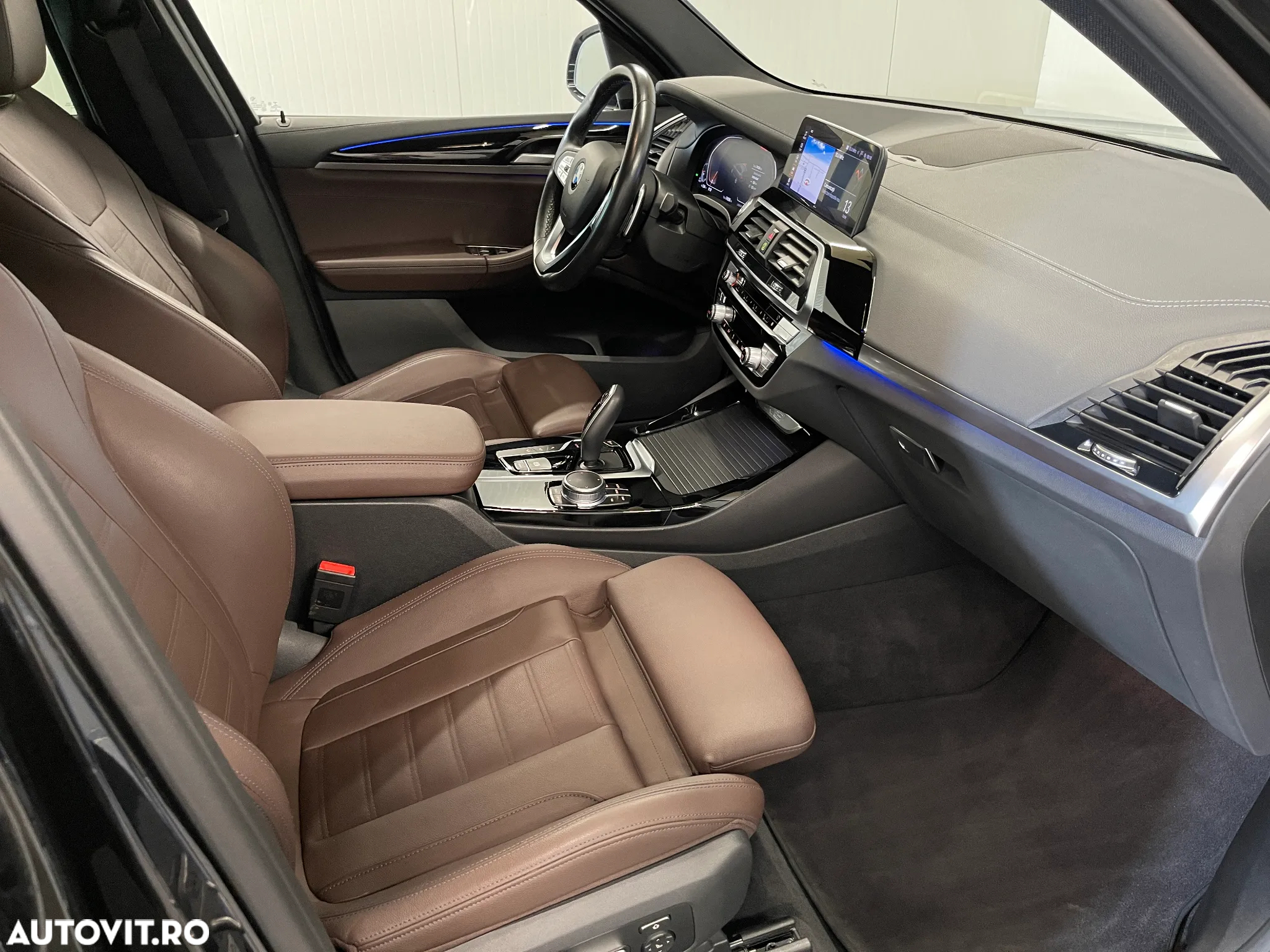 BMW X3 xDrive20d AT Luxury Line - 11