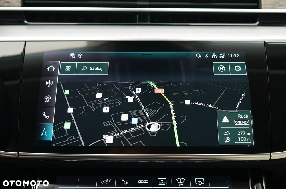 Audi A8 - 35