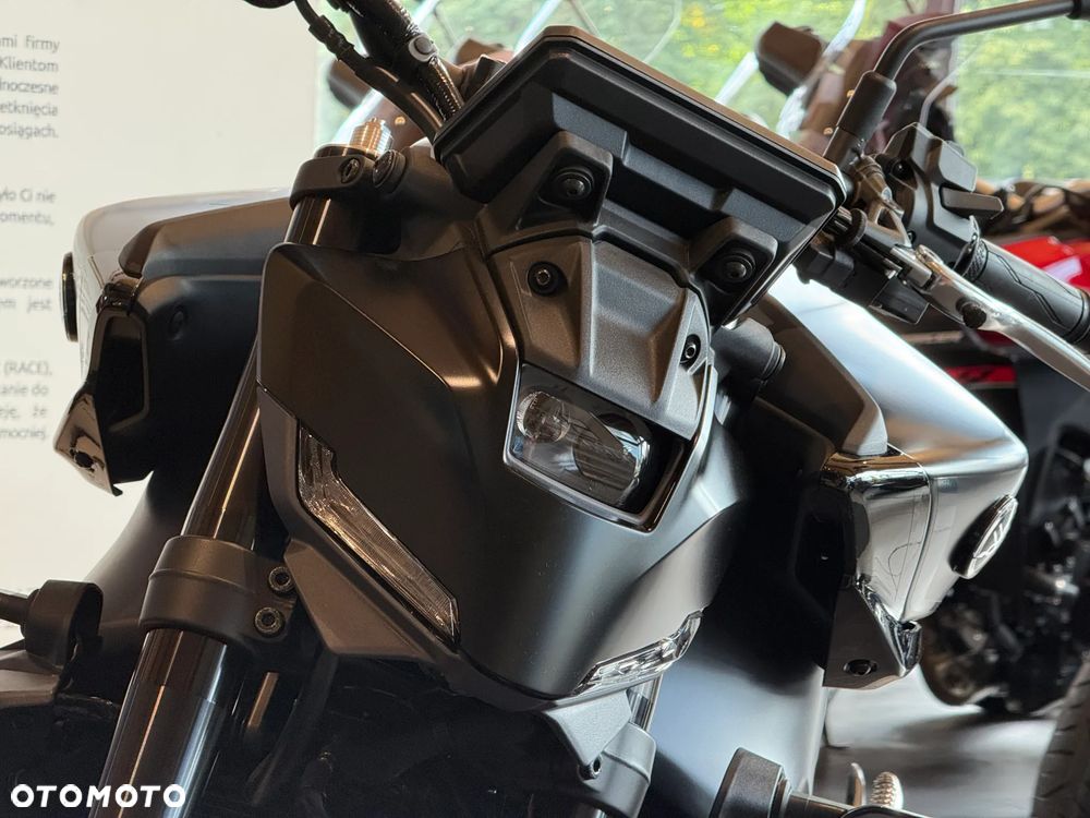 Yamaha MT - 4