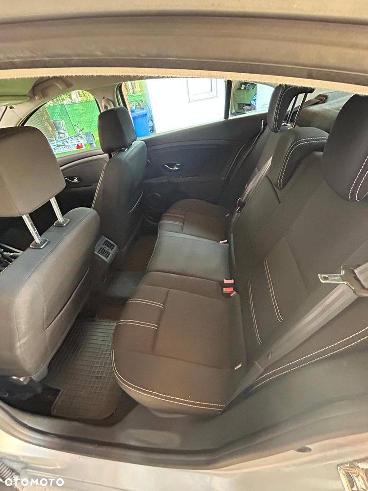 Renault Fluence 1.5 dCi Zen - 9