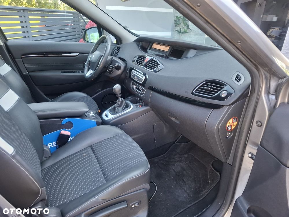 Renault Scenic dCi 130 FAP Bose Edition - 16