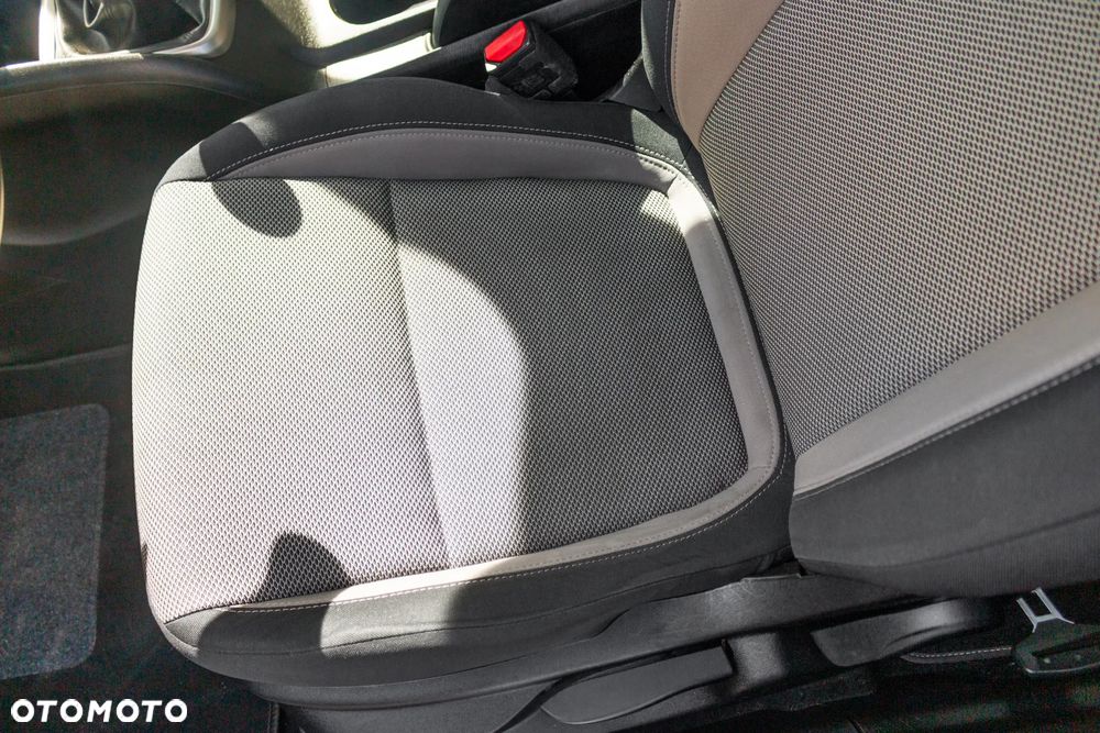 Fiat Tipo 1.4 T-Jet 16v Lounge EU6d - 15