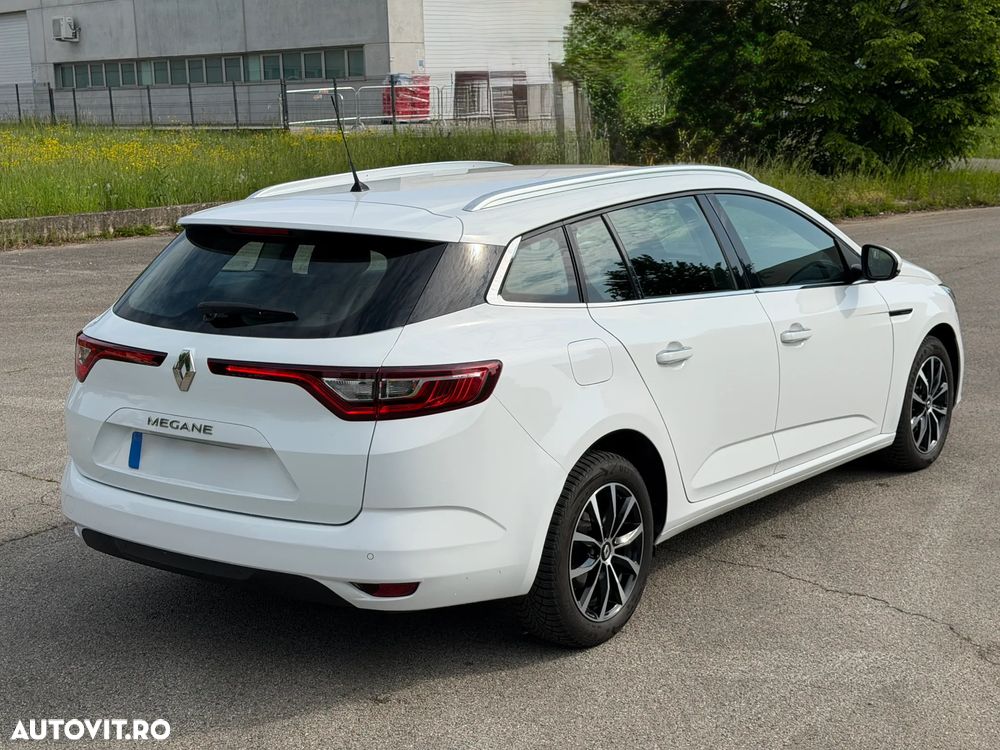Renault Megane BLUE dCi EDC Intens - 2
