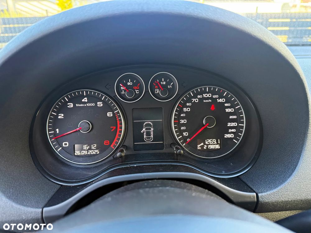 Audi A3 Sportback 1.4 TFSI Attraction - 17