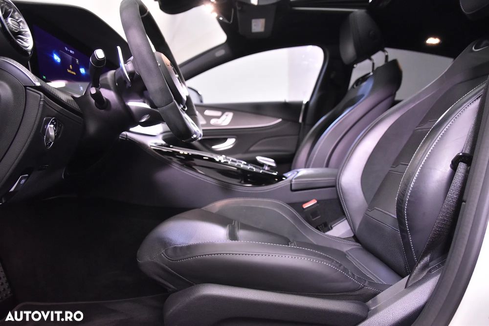 Mercedes-Benz AMG GT 53 4MATIC+ - 28