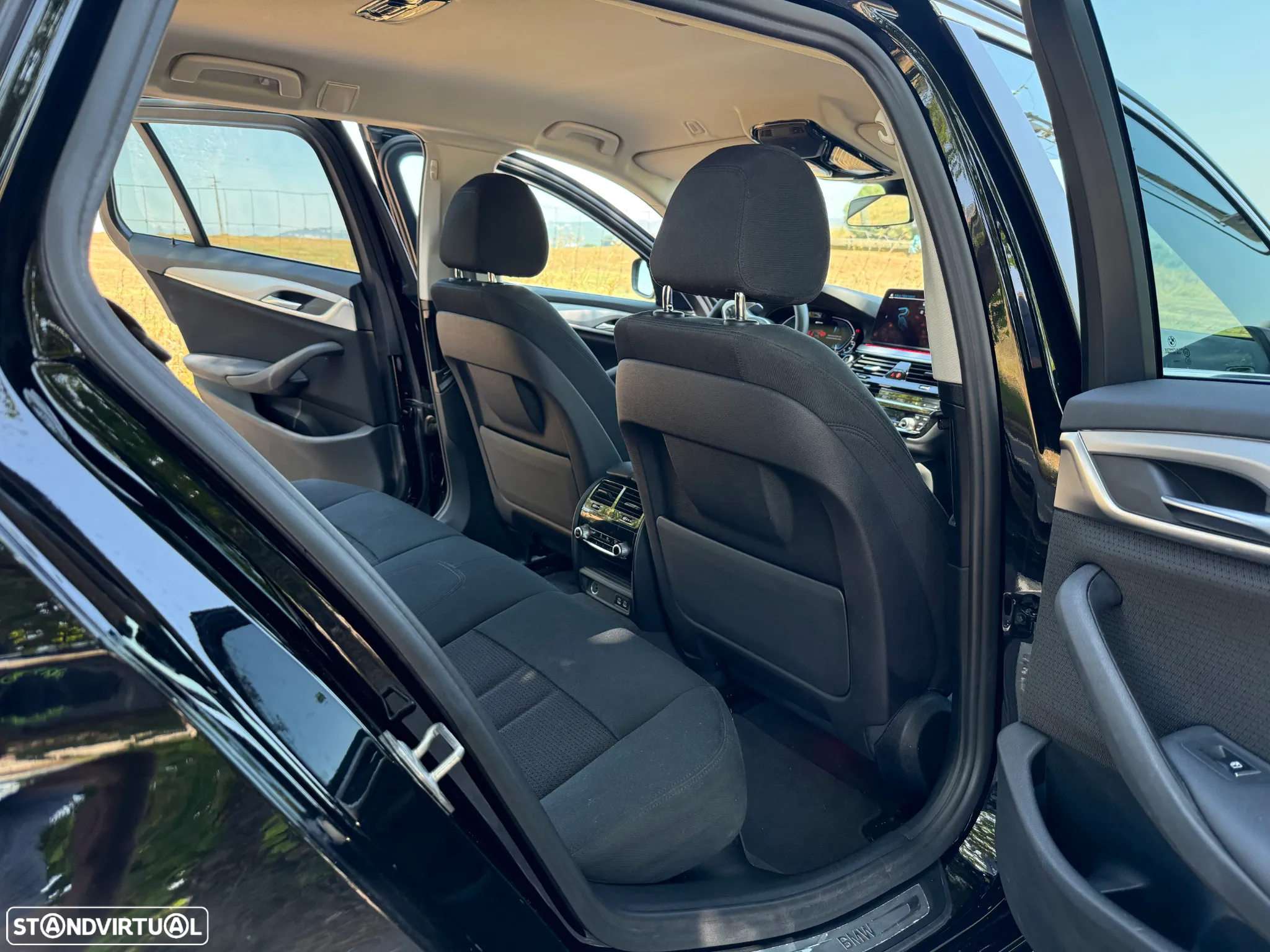 BMW 530 e Pack Desportivo M - 19