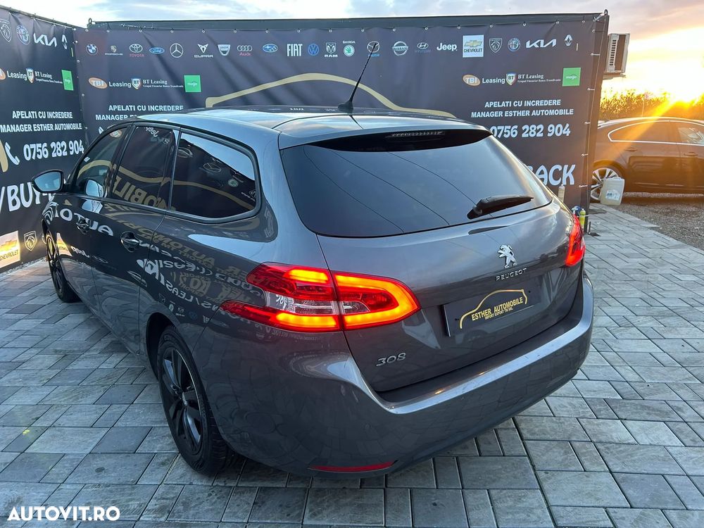 Peugeot 308 - 5