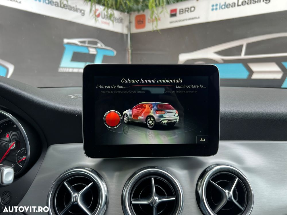 Mercedes-Benz GLA 220 d 4Matic 7G-DCT Style - 22