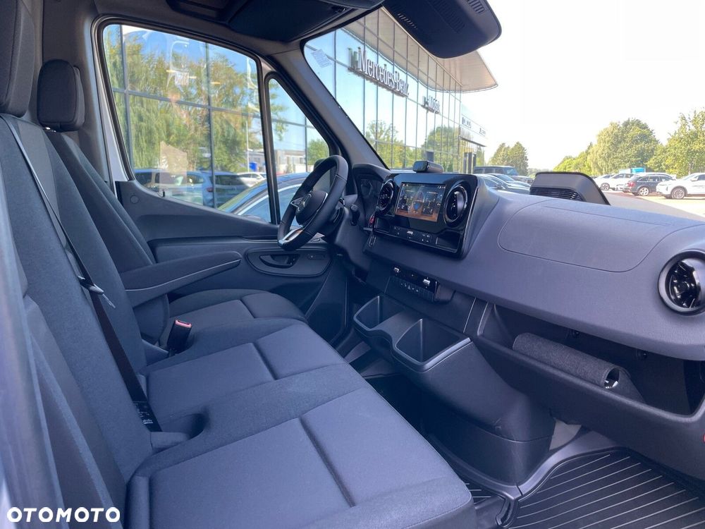 Mercedes-Benz Sprinter 317 CDI Hak 3,5 t Distronic Plus Reflektory LED - 11