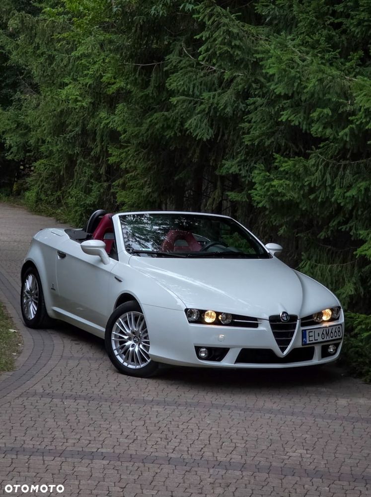 Alfa Romeo Spider 2.0JTDM - 11