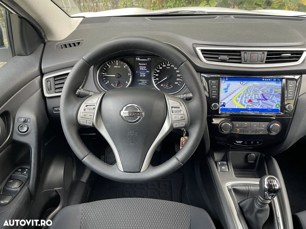 Nissan Qashqai 1.5 DCI Start/Stop N-Connecta - 17