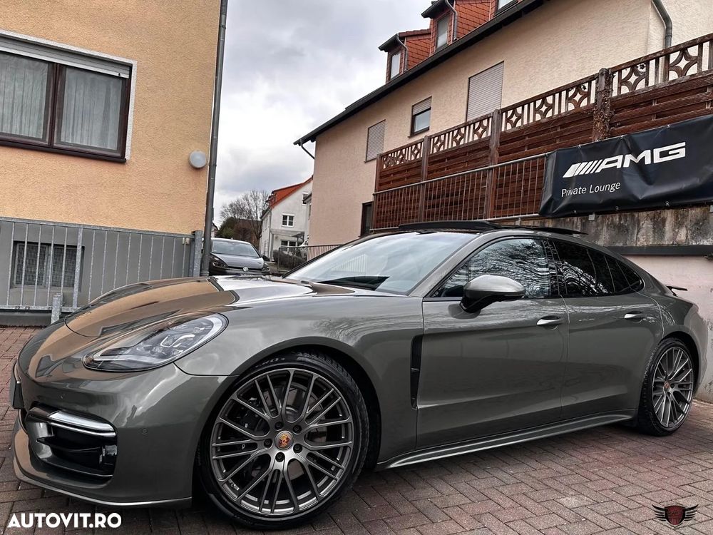 Porsche Panamera 4S Executive - 22