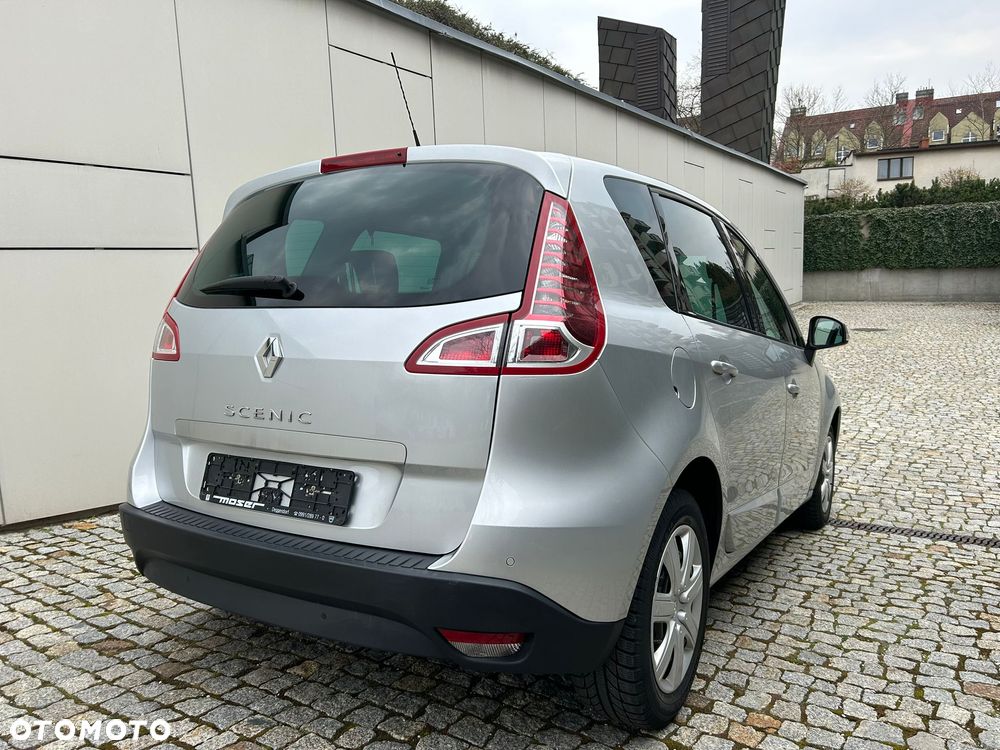 Renault Scenic 1.6 16V 110 Authentique - 6