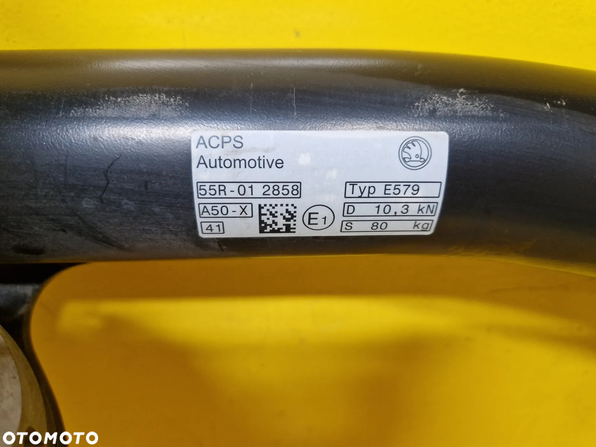 SKODA OCTAVIA IV HAK HOLOWNICZY 5E3803881A - 6
