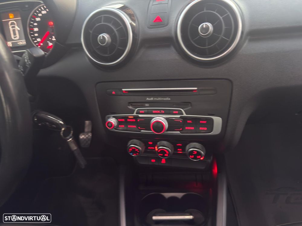 Audi A1 1.4 TDI S-line - 8