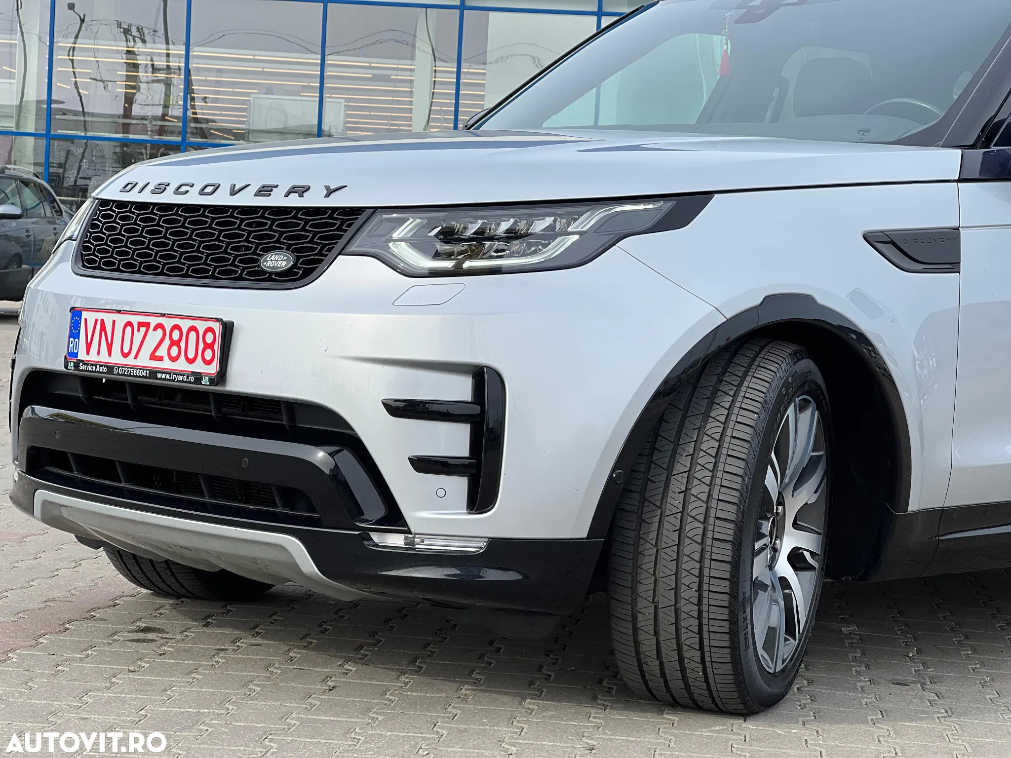 Land Rover Discovery - 22
