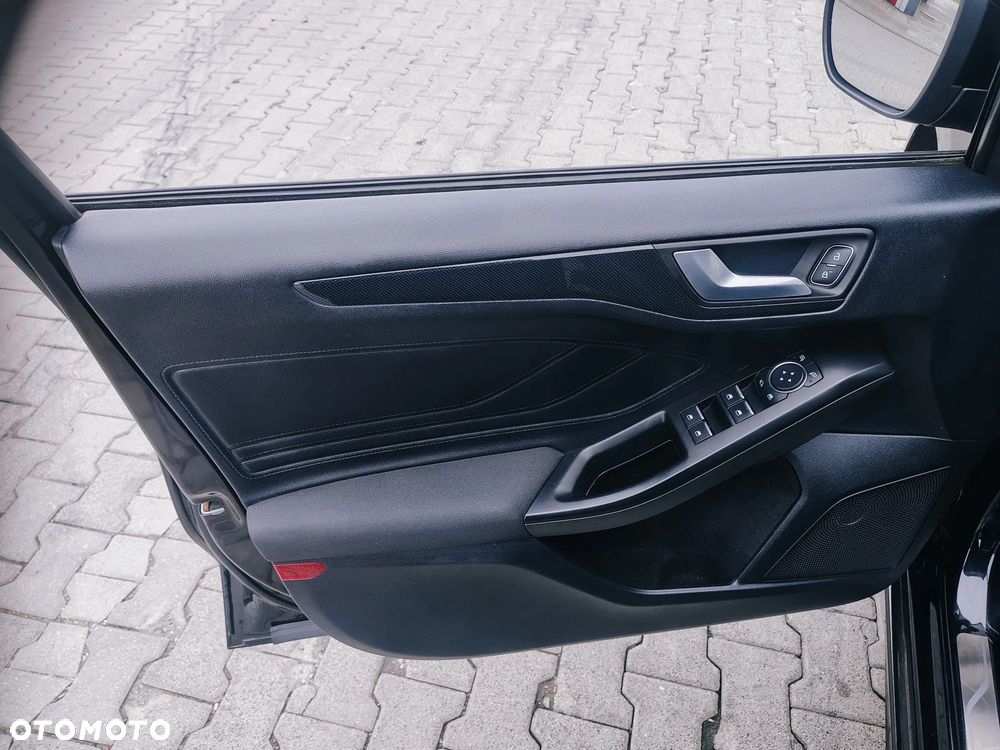 Ford Focus - 15