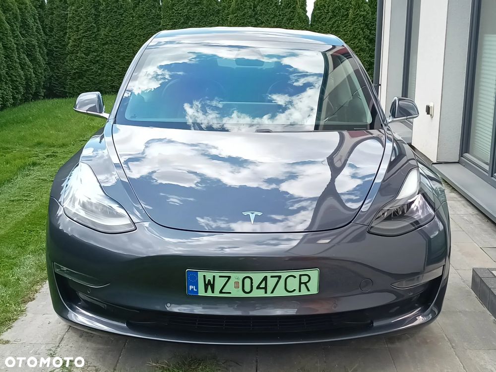 Tesla Model 3 Langstreckenbatterie Allradantrieb Dual Motor - 7