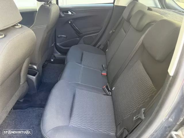 Peugeot 208 1.2 PureTech Active - 14