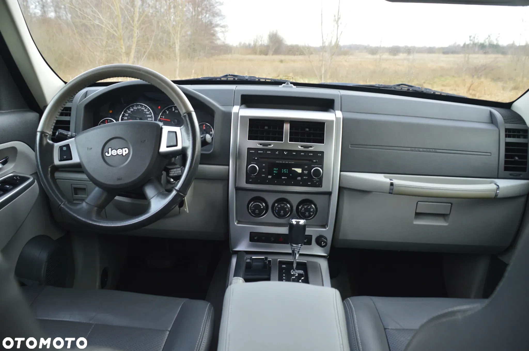 Jeep Cherokee - 6