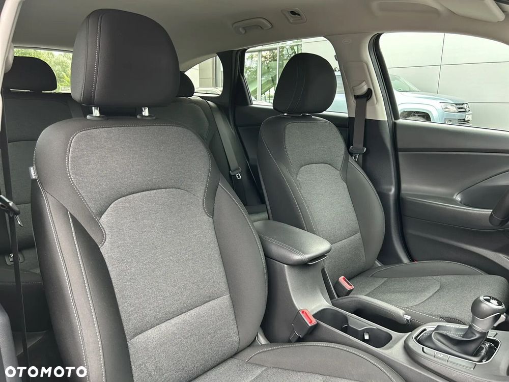 Hyundai i30 1.5 T-GDI 48V Comfort DCT - 17