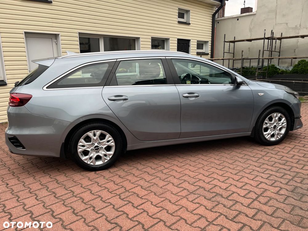 Kia Ceed 1.5 T-GDI M - 10