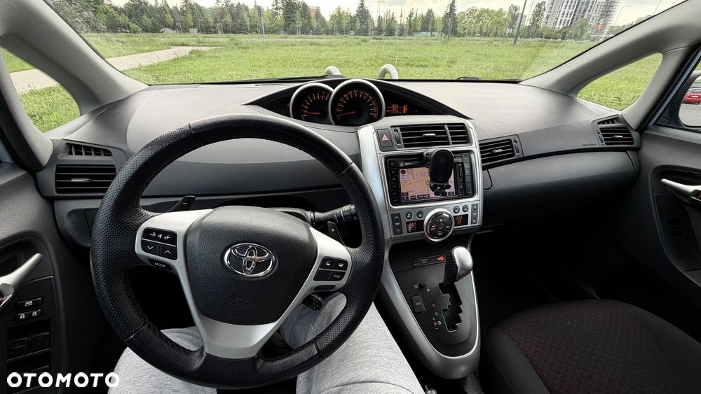 Toyota Verso - 8