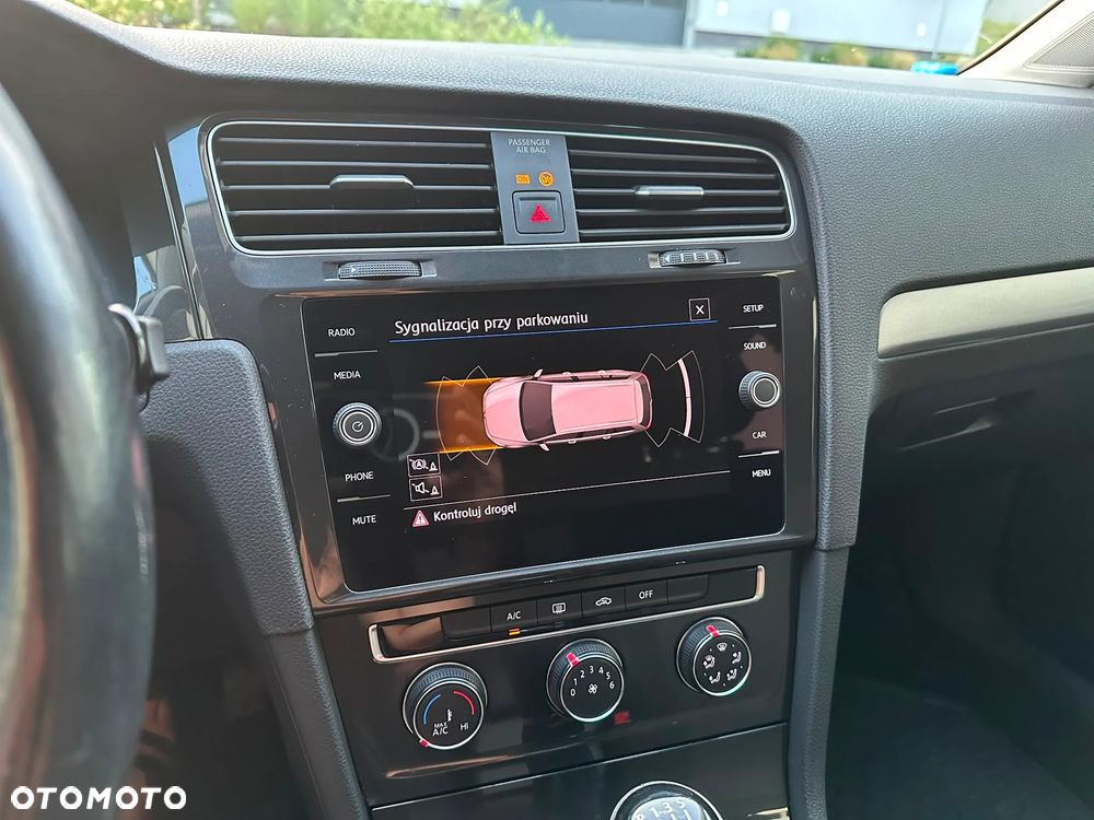 Volkswagen Golf 1.0 TSI Trendline - 5