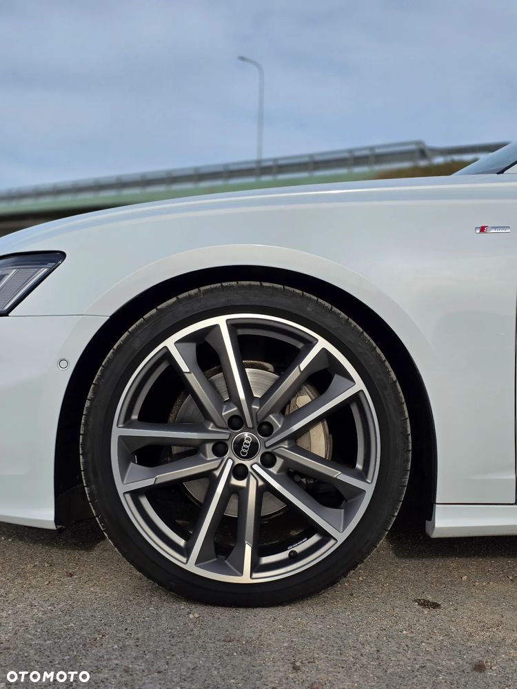 Audi A6 Avant 45 TDI quattro S tronic S line - 8