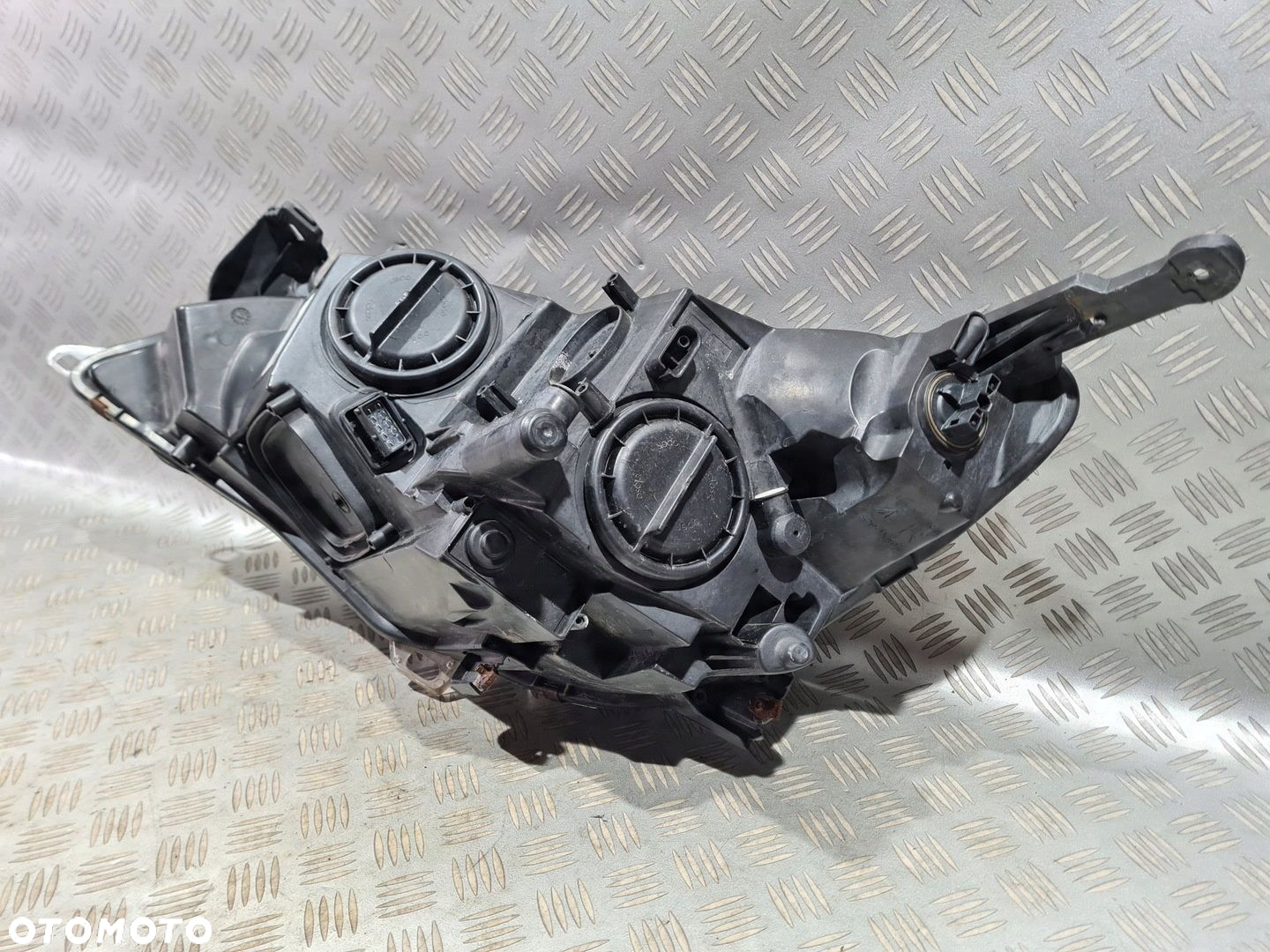 LAMPA PRAWA PRZEDNIA ASTRA J GTC CASCADA ANGLIK - 5