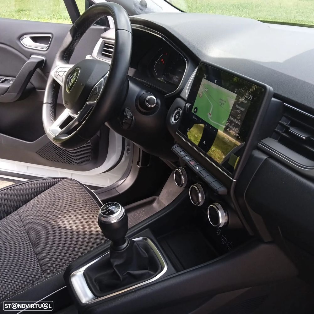 Renault Captur 1.0 TCe Exclusive Bi-Fuel - 11