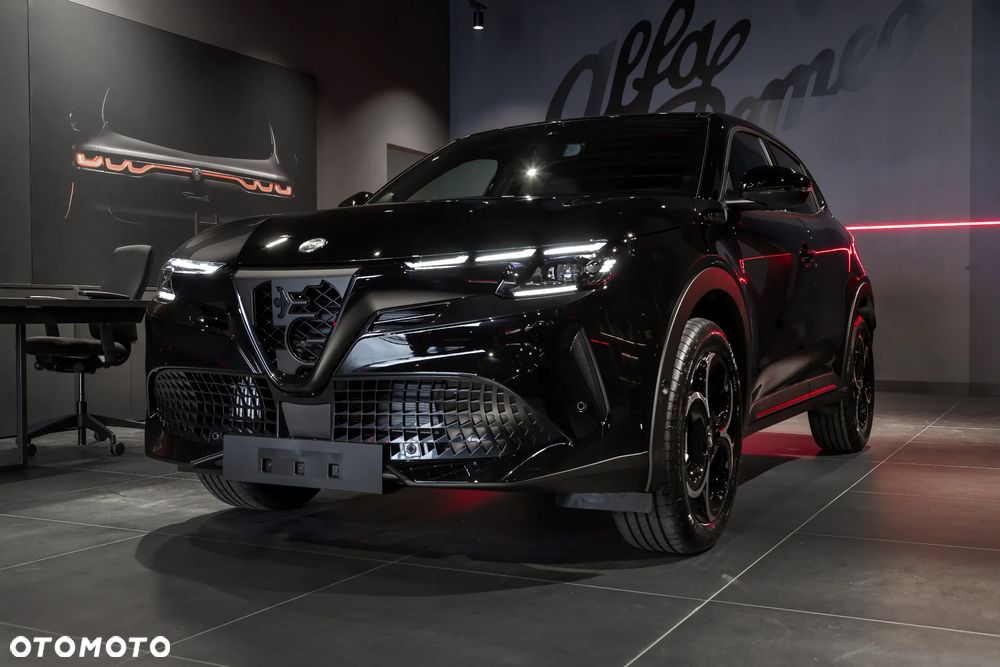 Alfa Romeo Junior 1.2 mHEV Ti eDCT - 3