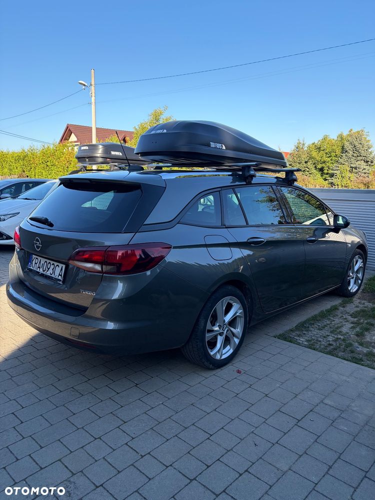 Opel Astra 2018 photo 3