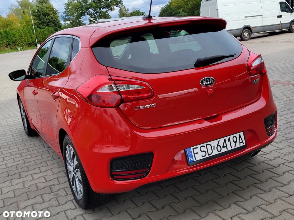 Kia Ceed 1.4 L Business Line - 10