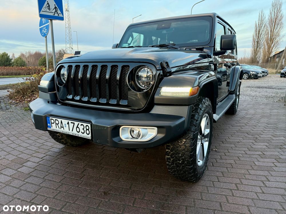 Jeep Wrangler Unlimited GME 2.0 Turbo Sahara - 28