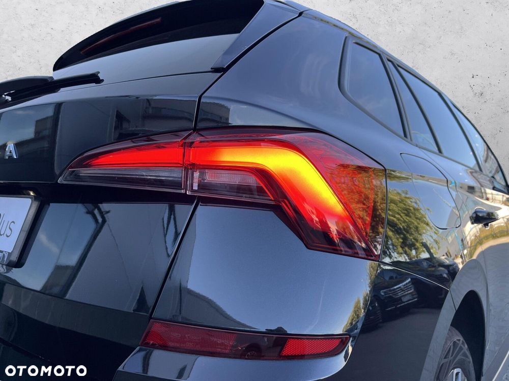 Skoda Kamiq 1.0 TSI Style DSG - 32