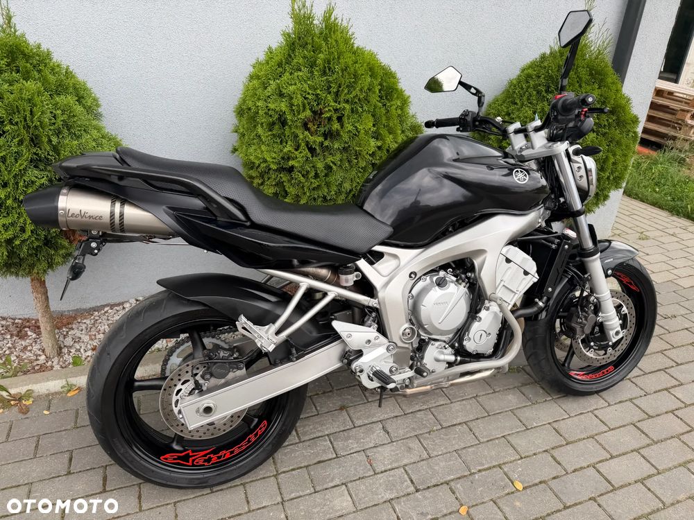 Yamaha FZ - 5