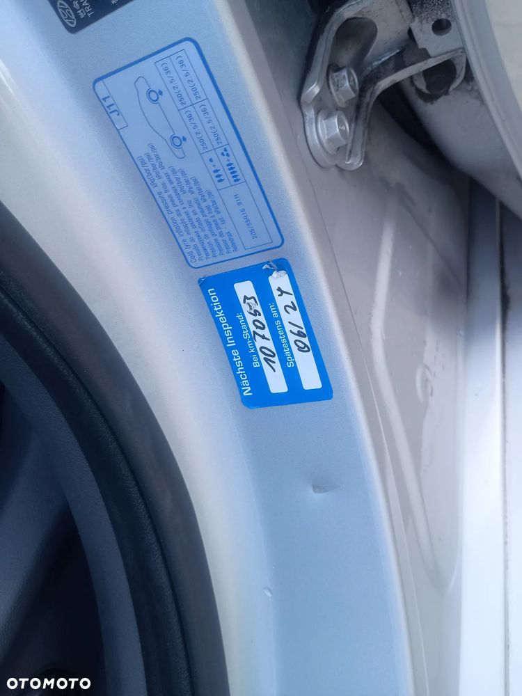 Hyundai IONIQ 1.6 GDI Premium - 33