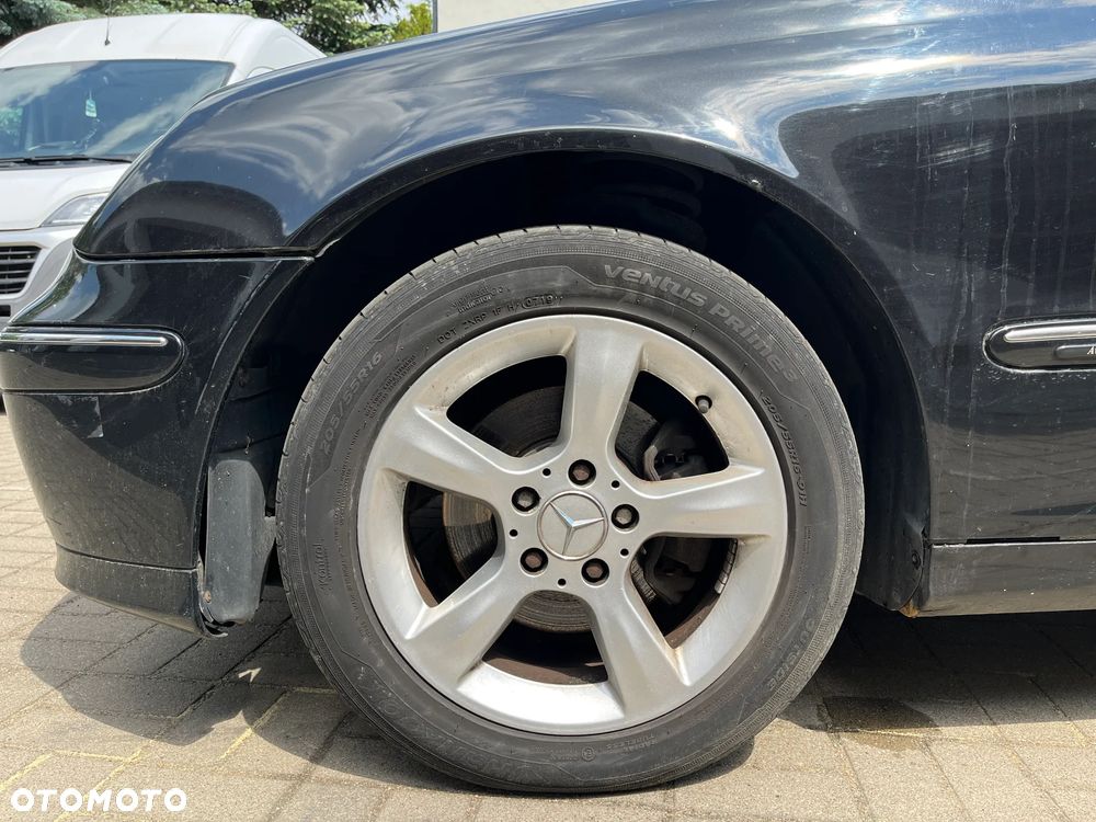 Mercedes-Benz Klasa C 220 CDI Automatik Avantgarde - 32