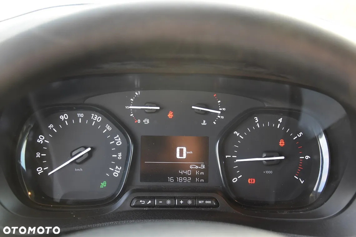 Citroën JUMPY FURGON L2 Long expert proace vivaro - 21
