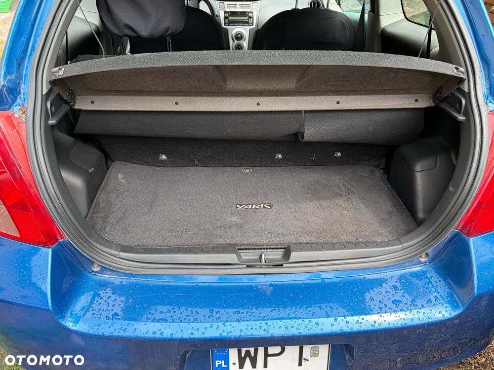 Toyota Yaris - 5