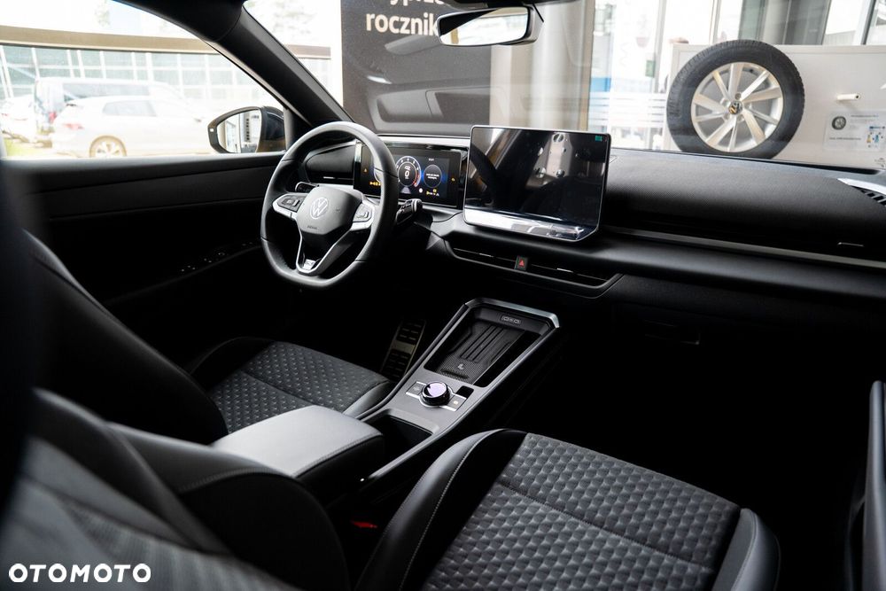 Volkswagen T-Roc 1.5 eTSI R-Line DSG - 14