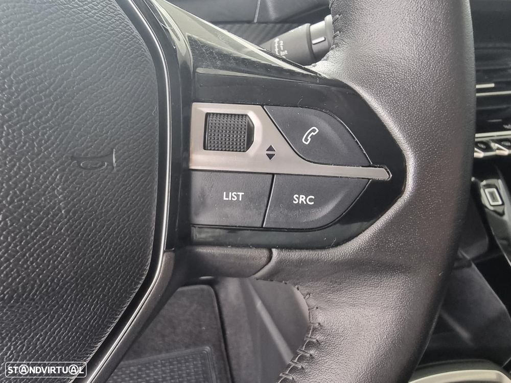 Peugeot 208 1.2 PureTech Active Pack - 19