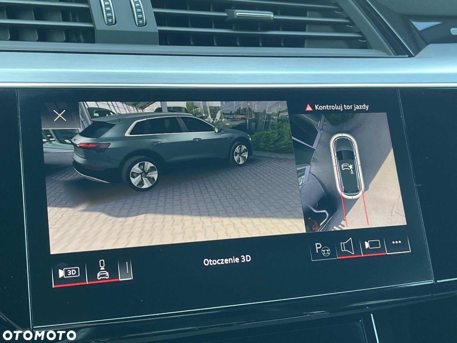 Audi Q8 e-tron - 31